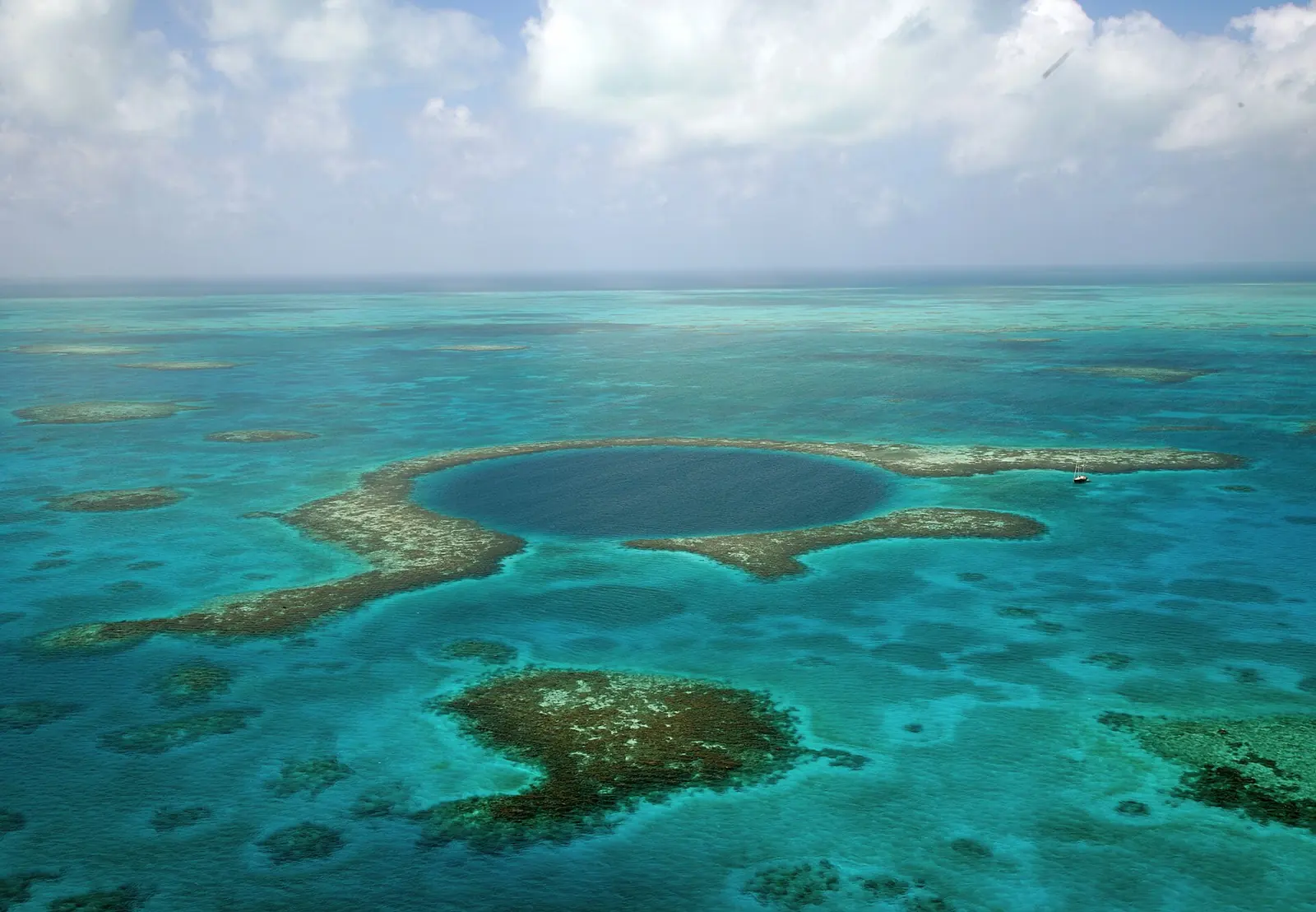 Belize — Great Blue Hole, Ambergris Caye, Caracol Ruins